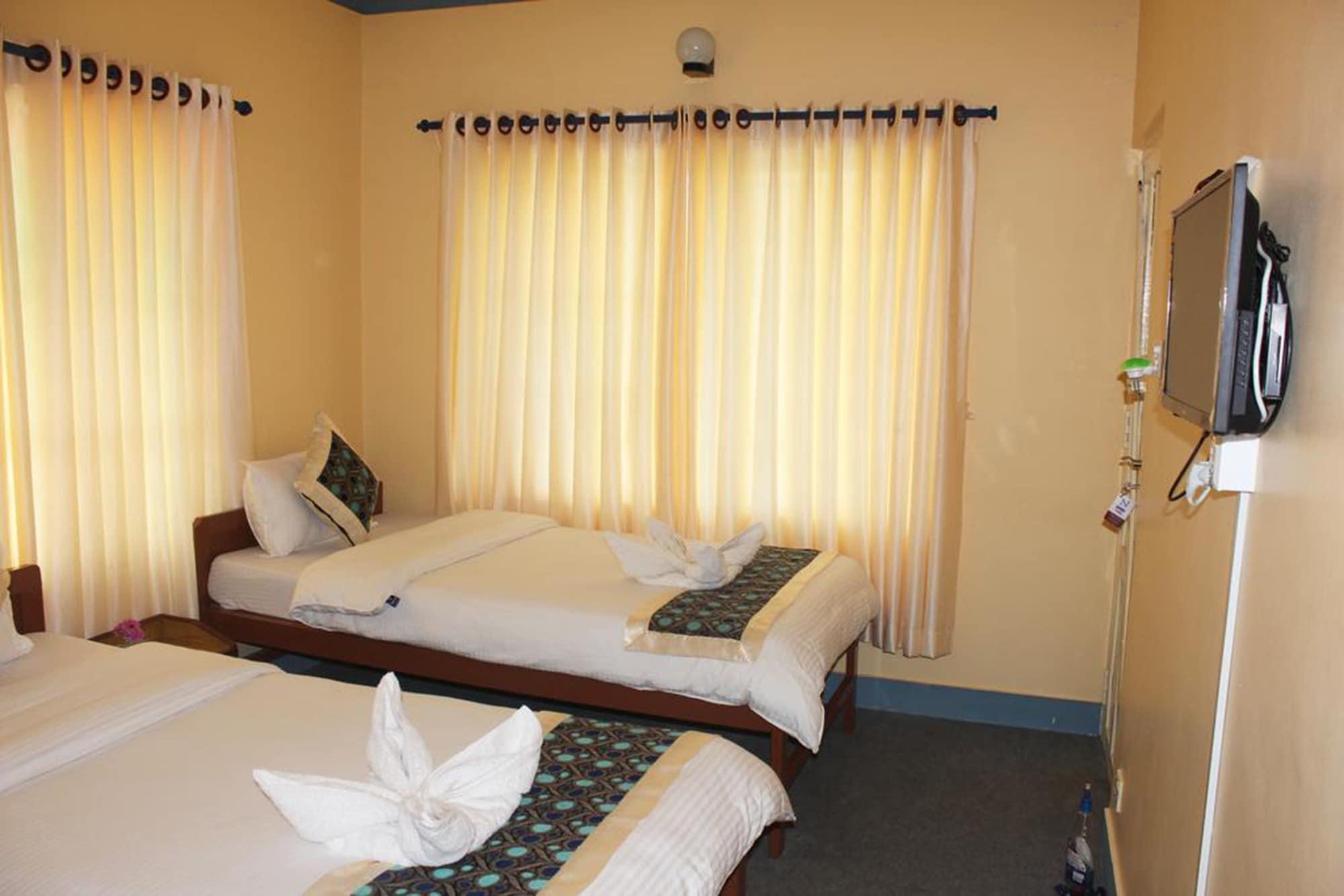 Hotel Nana Pokhara Buitenkant foto