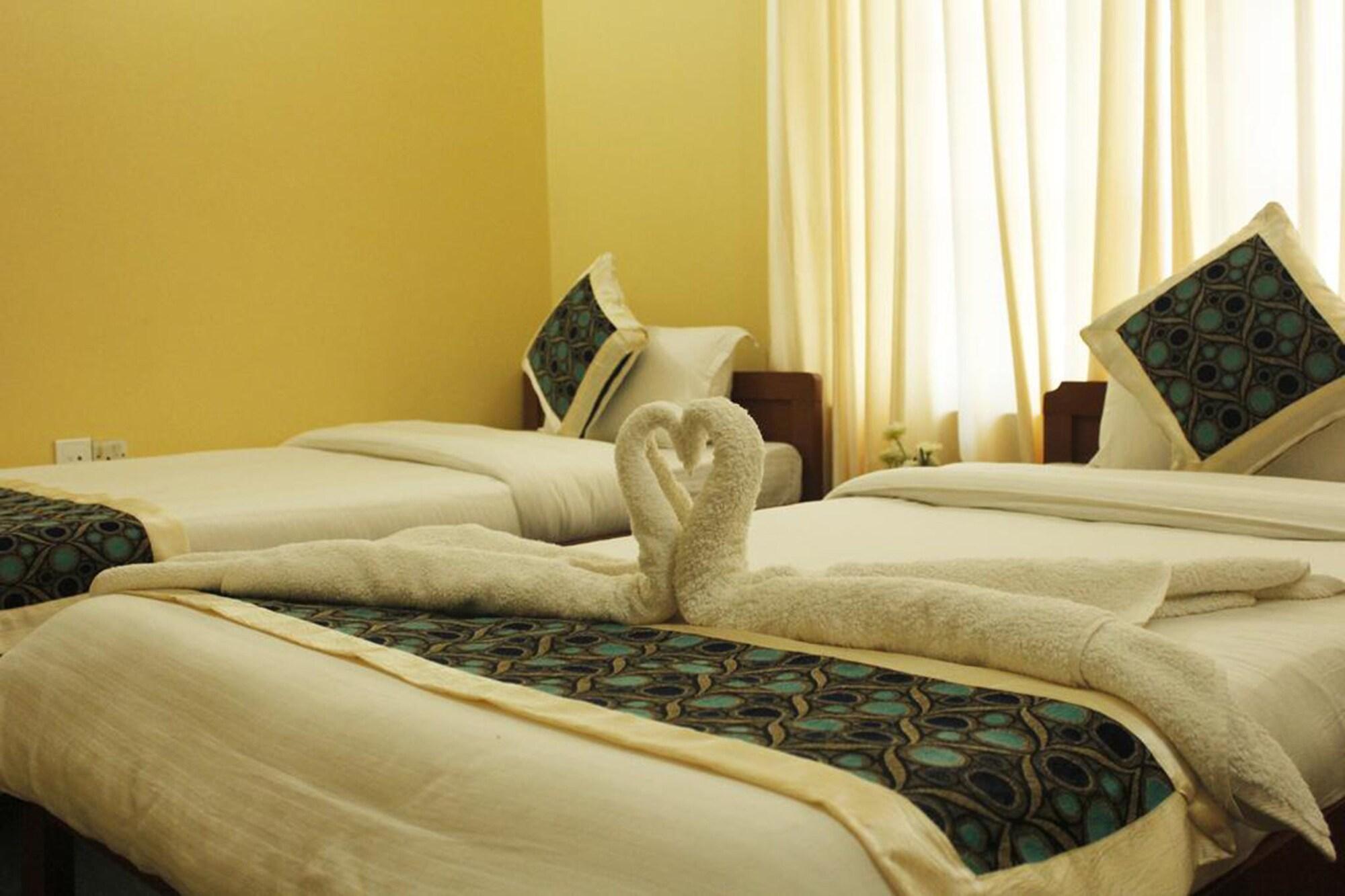 Hotel Nana Pokhara Buitenkant foto